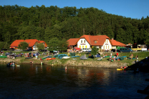 camping yacht club praha 5 smichov