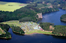 Autocamp Wilsonka na Dalešické přehradě 