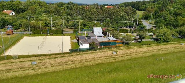 Autokemp Přehrada Mostkovice minigolf a hřiště