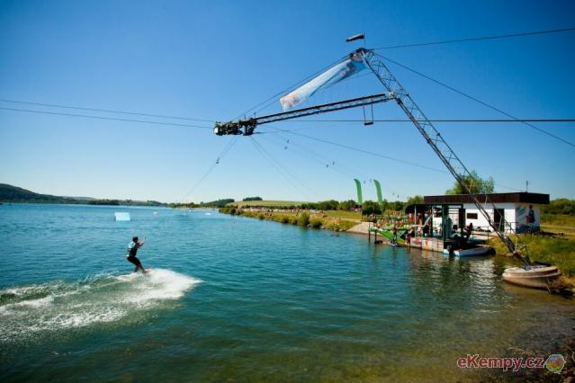 Autokemp Jezero vodní lyže jezero Hlučín