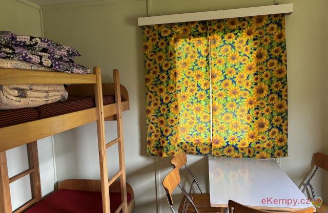 Kemp Chatky Nové Město 5L chatky