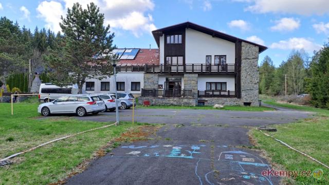 Caravan park U Pavlova dubu, Stará Ves Caravan park U Pavlova dubu