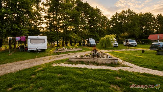 Kemp Sluníčko kempová místa